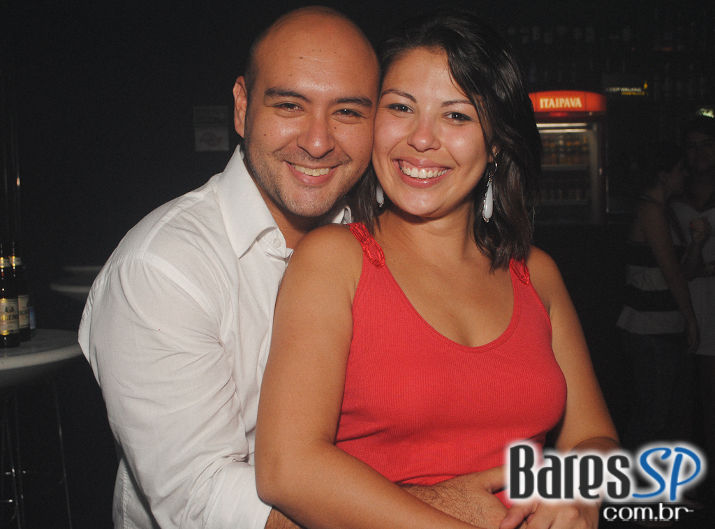 Noite da Brilhantina, Vamos relembrar juntos a época da discoteca e curtir muito nesta noite... Noite da Brilhantina, Vamos relembrar juntos a época da discoteca e curtir muito nesta noite...