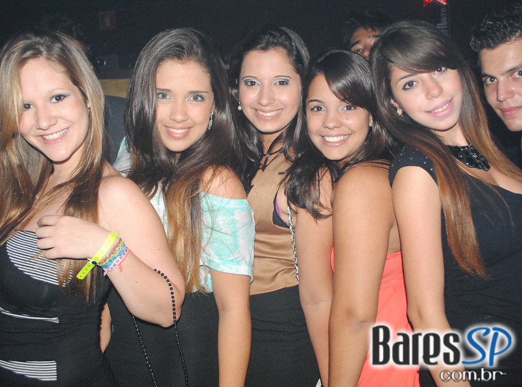 Noite dedicada a House Music no Cabaret Noite dedicada a House Music no Cabaret