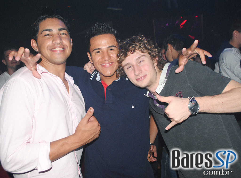 Noite dedicada a House Music no Cabaret Noite dedicada a House Music no Cabaret