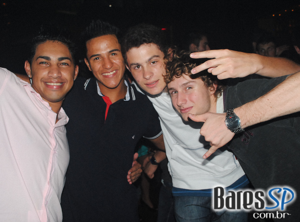 Noite dedicada a House Music no Cabaret Noite dedicada a House Music no Cabaret