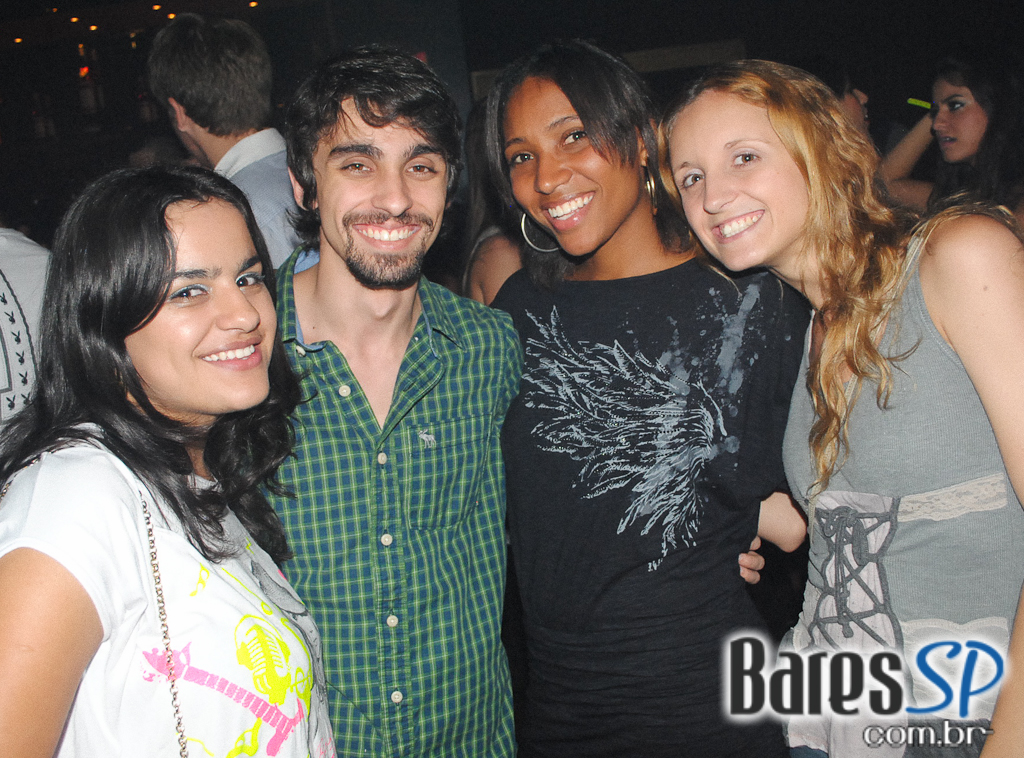 Noite dedicada a House Music no Cabaret Noite dedicada a House Music no Cabaret