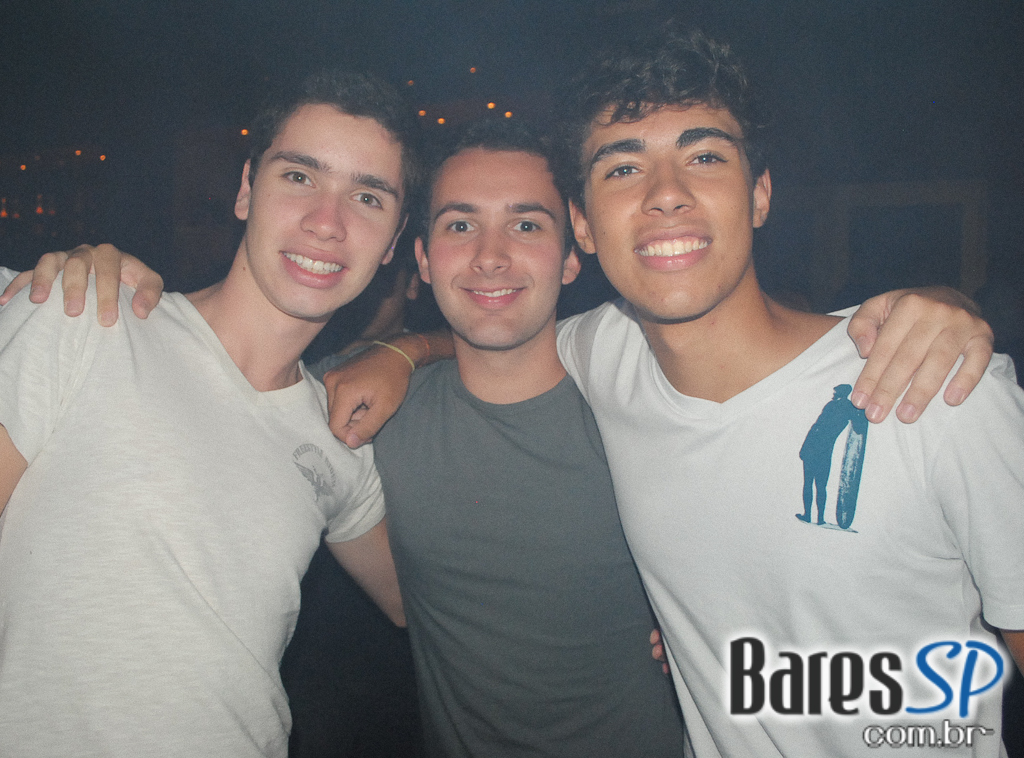 Noite dedicada a House Music no Cabaret Noite dedicada a House Music no Cabaret