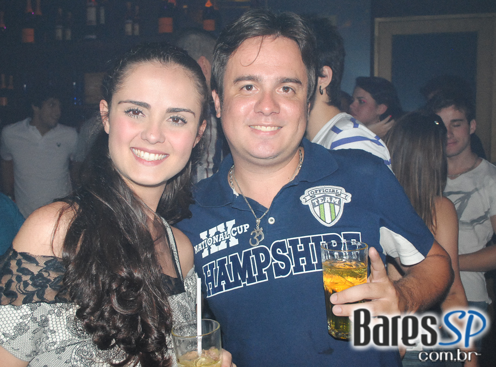 Noite dedicada a House Music no Cabaret Noite dedicada a House Music no Cabaret