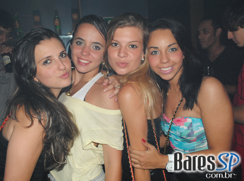 Noite dedicada a House Music no Cabaret Noite dedicada a House Music no Cabaret