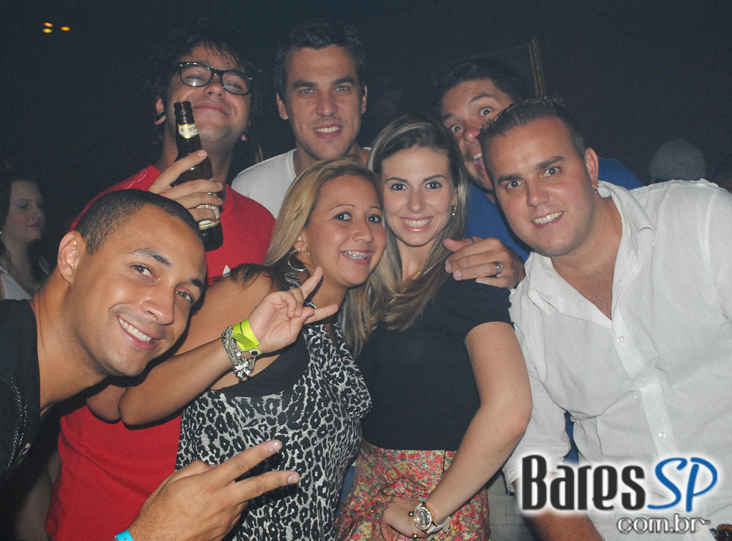 Noite dedicada a House Music no Cabaret Noite dedicada a House Music no Cabaret