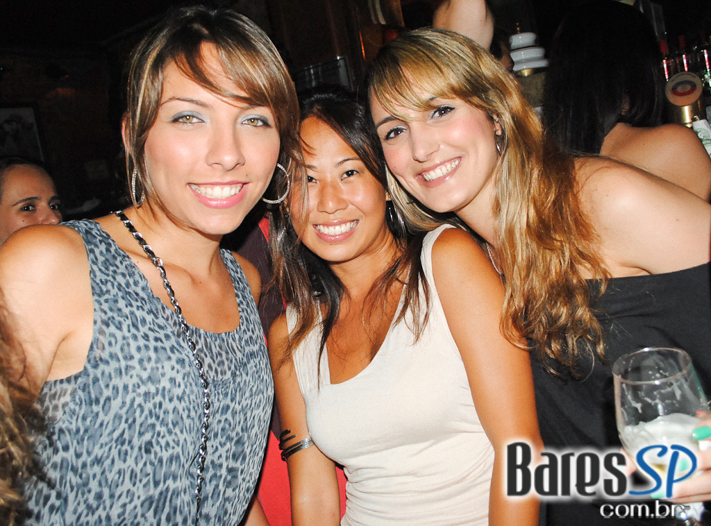 Noite com sucessos do Pop latino no Rey Castro Noite com sucessos do Pop latino no Rey Castro