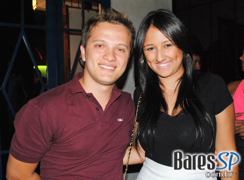 Noite com sucessos do Pop latino no Rey Castro Noite com sucessos do Pop latino no Rey Castro