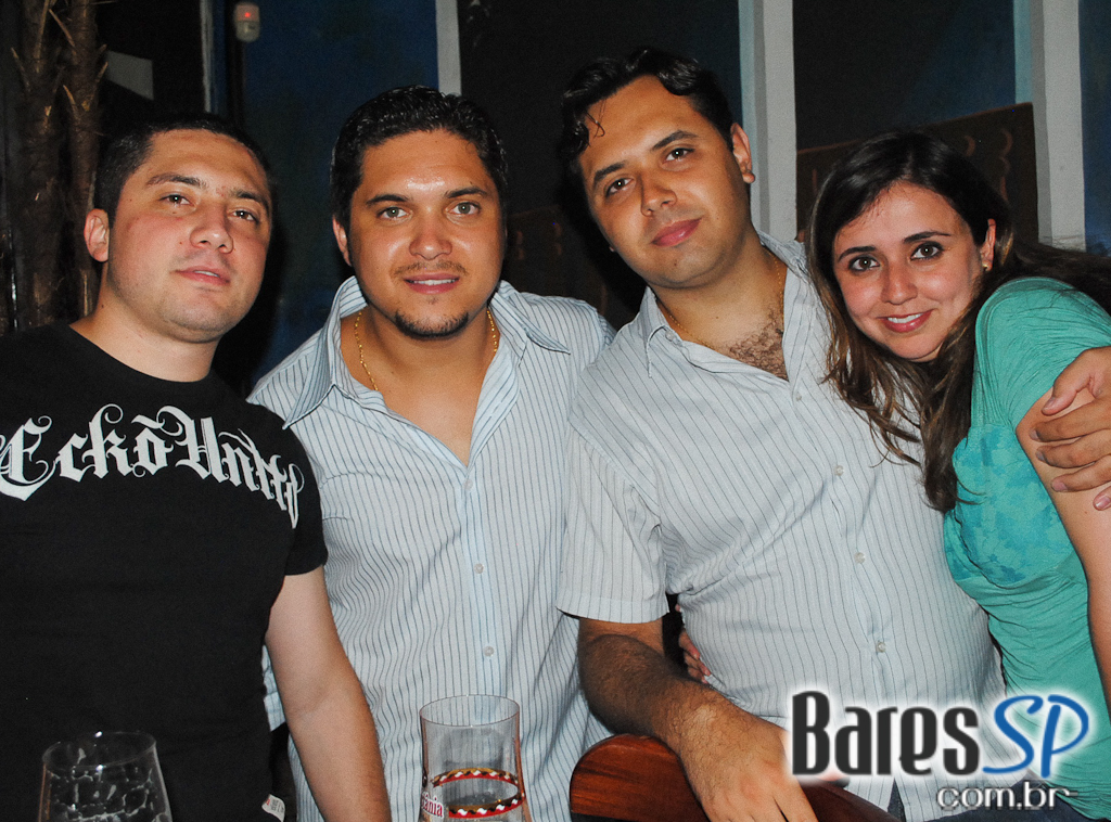 Noite com sucessos do Pop latino no Rey Castro Noite com sucessos do Pop latino no Rey Castro