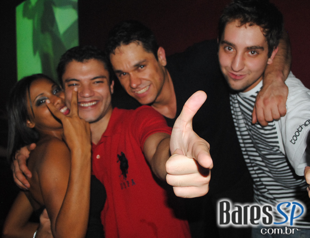 Festa Pop&Wave no Inferno Club agitando o sábado Festa Pop&Wave no Inferno Club agitando o sábado