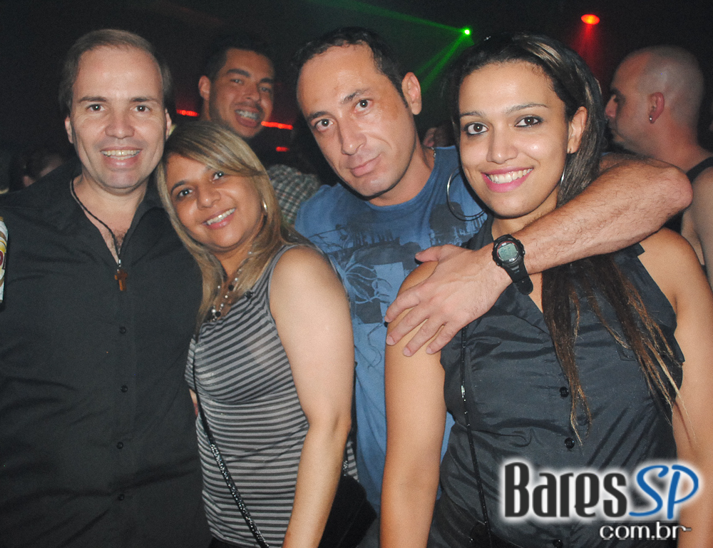 Festa Pop&Wave no Inferno Club agitando o sábado Festa Pop&Wave no Inferno Club agitando o sábado