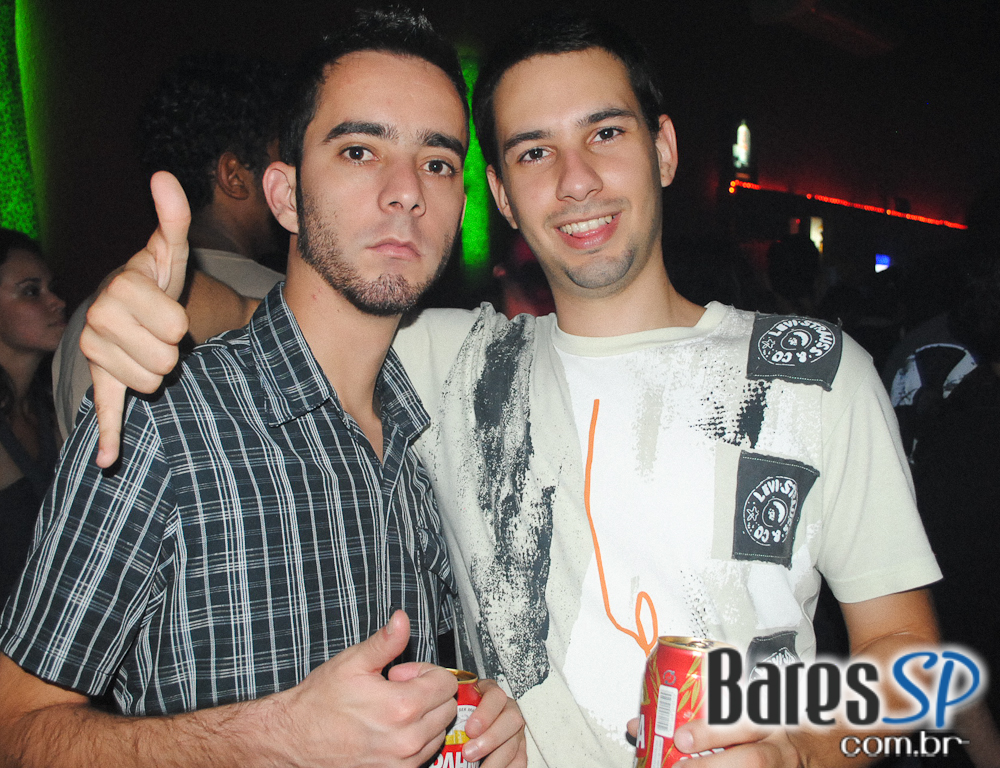 Festa Pop&Wave no Inferno Club agitando o sábado Festa Pop&Wave no Inferno Club agitando o sábado