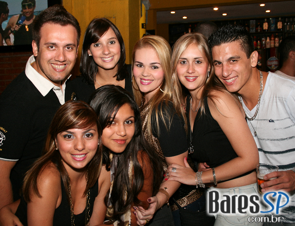 Happy Hour no Liverpool Bar Happy Hour no Liverpool Bar