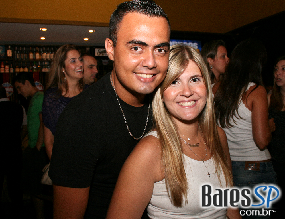 Happy Hour no Liverpool Bar Happy Hour no Liverpool Bar