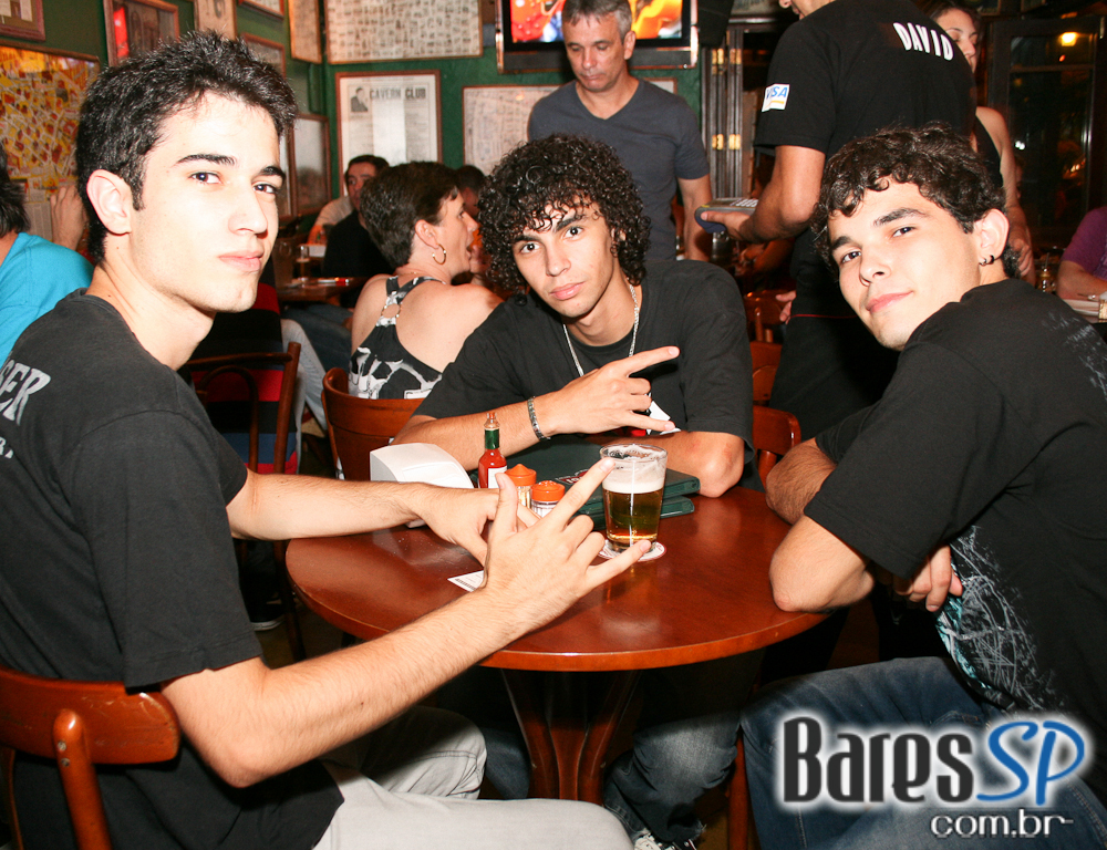 Sexta-feira é dia de pagode no Bar Figueiras Sexta-feira é dia de pagode no Bar Figueiras