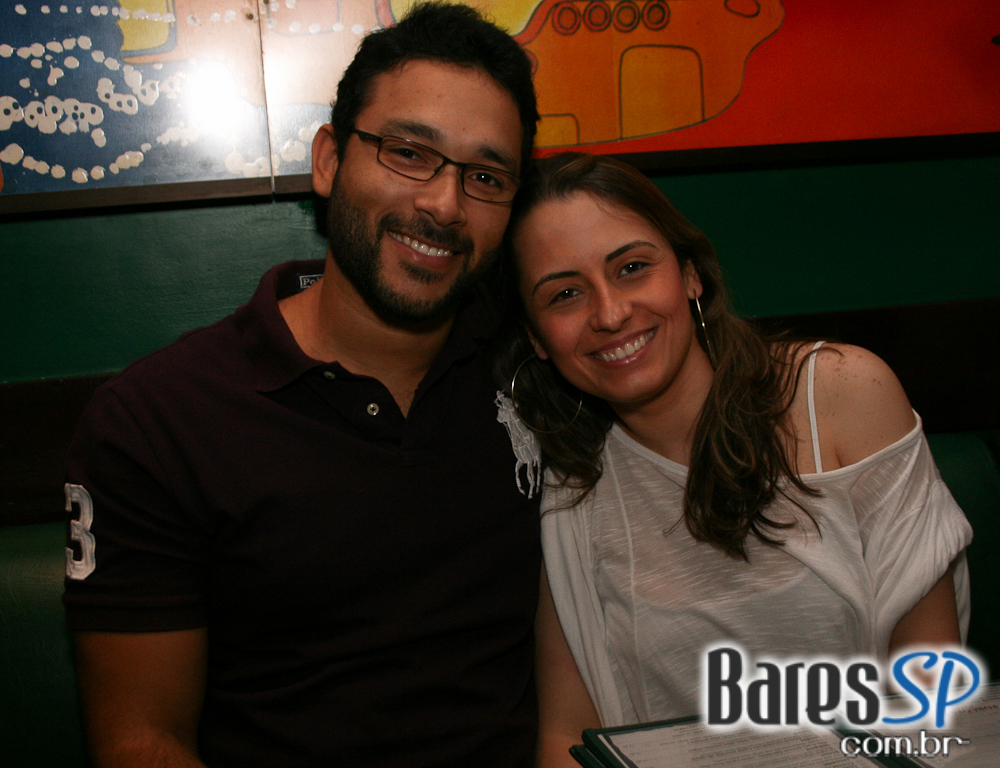 Sexta-feira é dia de pagode no Bar Figueiras Sexta-feira é dia de pagode no Bar Figueiras