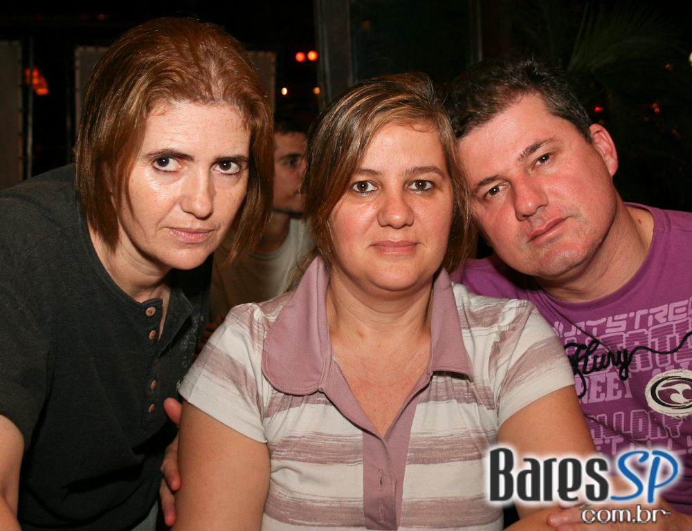 Sexta-feira é dia de pagode no Bar Figueiras Sexta-feira é dia de pagode no Bar Figueiras