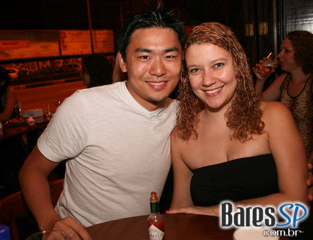 Sexta-feira é dia de pagode no Bar Figueiras Sexta-feira é dia de pagode no Bar Figueiras