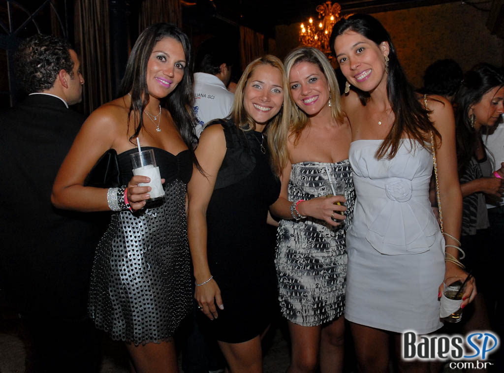 Buddha-Bar oferece novos drinks especiais para o verão Buddha-Bar oferece novos drinks especiais para o verão