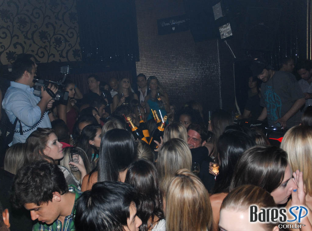 Kiss & Fly vem com mais uma atração internacional nessa quinta Kiss & Fly vem com mais uma atração internacional nessa quinta