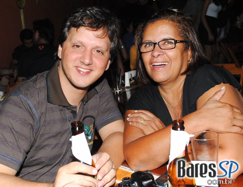 KELLY MOORE E BANDA, DJ RENNÊ, PROF. ZÉ MARIO E DOUBLE CAIPIRY KELLY MOORE E BANDA, DJ RENNÊ, PROF. ZÉ MARIO E DOUBLE CAIPIRY