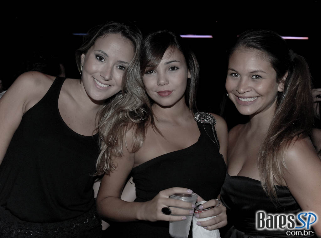 D-Edge Moving nesta quinta com gringos em dose tripla D-Edge Moving nesta quinta com gringos em dose tripla