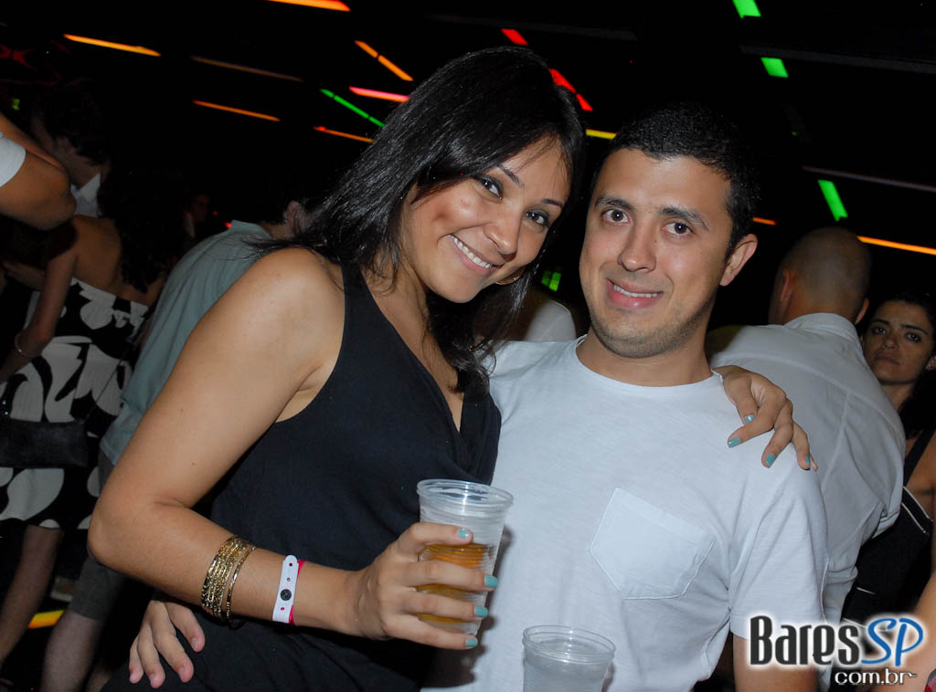 D-Edge Moving nesta quinta com gringos em dose tripla D-Edge Moving nesta quinta com gringos em dose tripla