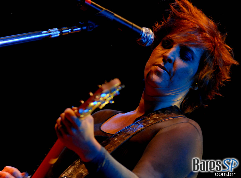 Isabella Taviani mostra repertório do novo álbum no Credicard Hall Isabella Taviani mostra repertório do novo álbum no Credicard Hall