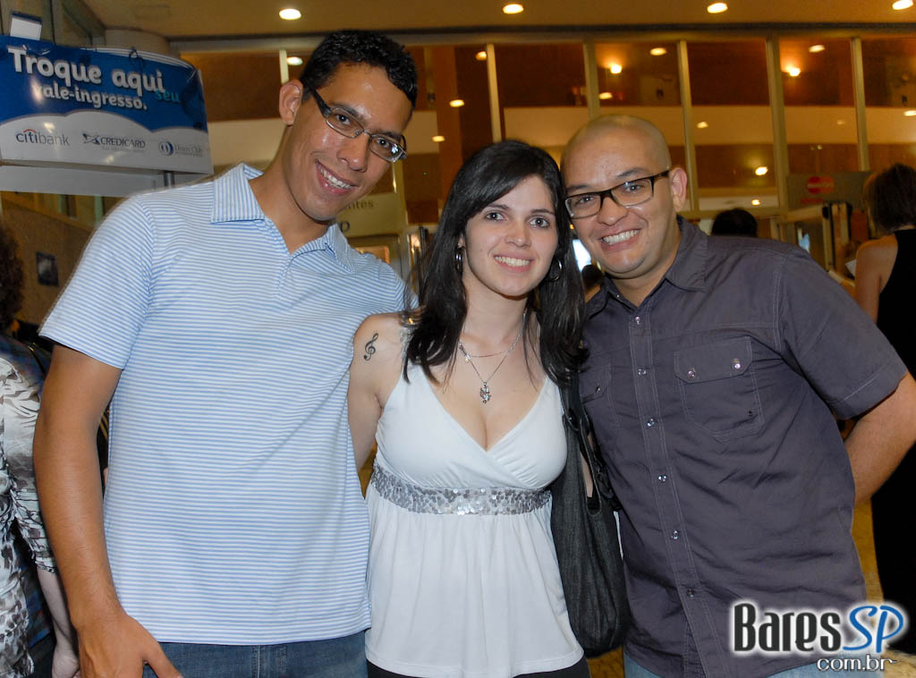 Isabella Taviani mostra repertório do novo álbum no Credicard Hall Isabella Taviani mostra repertório do novo álbum no Credicard Hall
