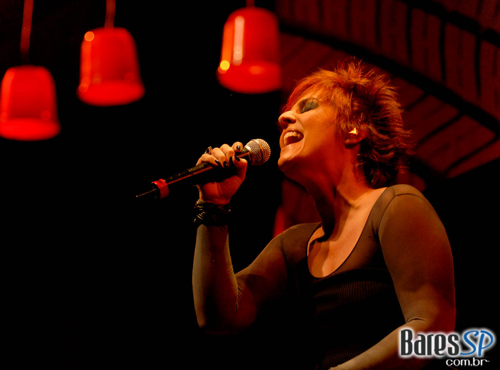 Isabella Taviani mostra repertório do novo álbum no Credicard Hall Isabella Taviani mostra repertório do novo álbum no Credicard Hall