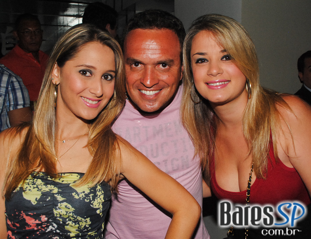 Café de La Musique agita a noite com as últimas novidades das pistas Café de La Musique agita a noite com as últimas novidades das pistas