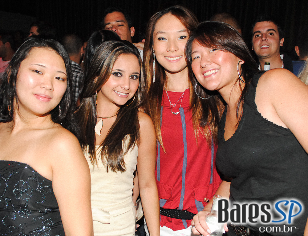 Café de La Musique agita a noite com as últimas novidades das pistas Café de La Musique agita a noite com as últimas novidades das pistas