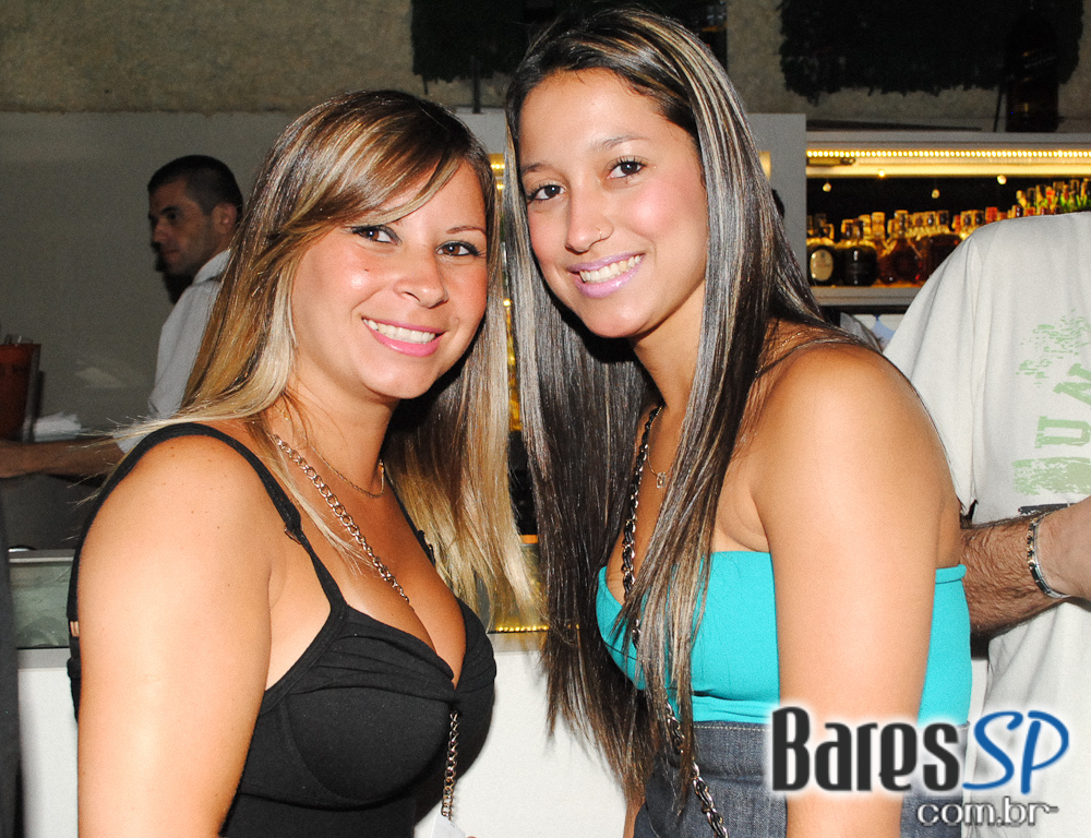 Café de La Musique agita a noite com as últimas novidades das pistas Café de La Musique agita a noite com as últimas novidades das pistas