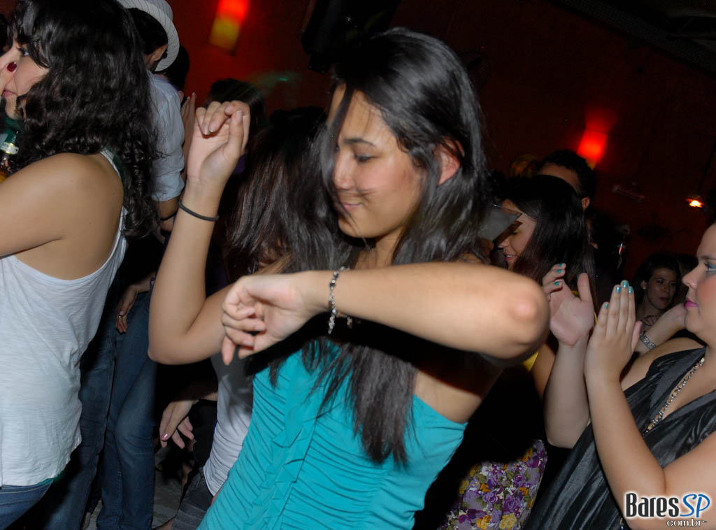 KELLY MOORE E BANDA, DJ RENNÊ E PROF. ZÉ MARIO KELLY MOORE E BANDA, DJ RENNÊ E PROF. ZÉ MARIO