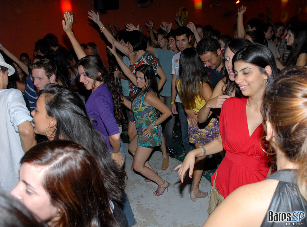 KELLY MOORE E BANDA, DJ RENNÊ E PROF. ZÉ MARIO KELLY MOORE E BANDA, DJ RENNÊ E PROF. ZÉ MARIO