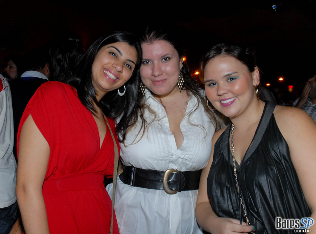 KELLY MOORE E BANDA, DJ RENNÊ E PROF. ZÉ MARIO KELLY MOORE E BANDA, DJ RENNÊ E PROF. ZÉ MARIO