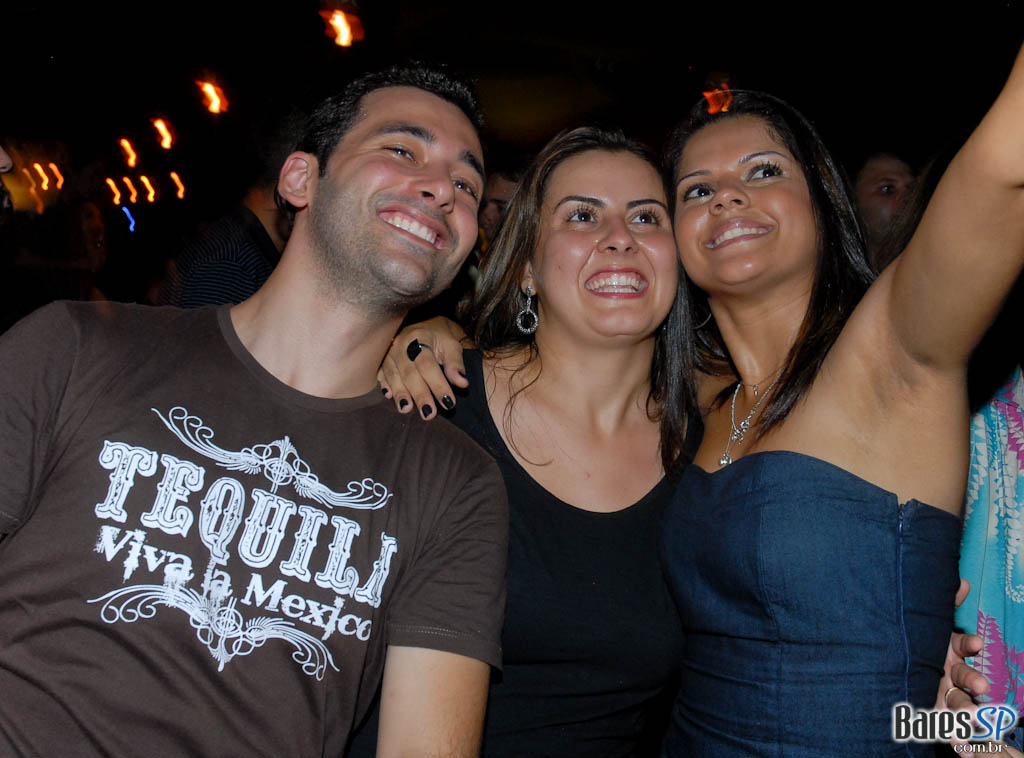 KELLY MOORE E BANDA, DJ RENNÊ E PROF. ZÉ MARIO KELLY MOORE E BANDA, DJ RENNÊ E PROF. ZÉ MARIO