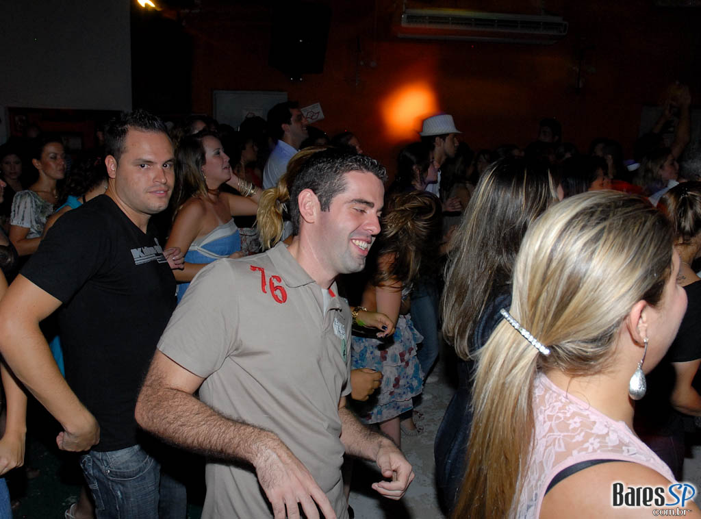 KELLY MOORE E BANDA, DJ RENNÊ E PROF. ZÉ MARIO KELLY MOORE E BANDA, DJ RENNÊ E PROF. ZÉ MARIO