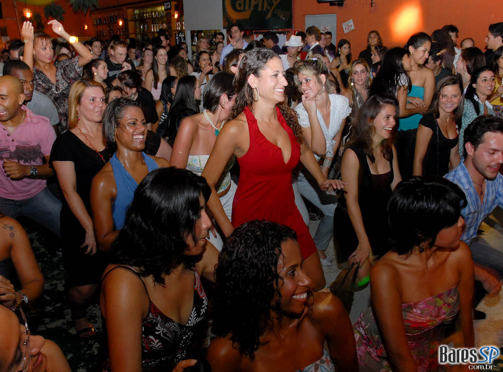 KELLY MOORE E BANDA, DJ RENNÊ E PROF. ZÉ MARIO KELLY MOORE E BANDA, DJ RENNÊ E PROF. ZÉ MARIO