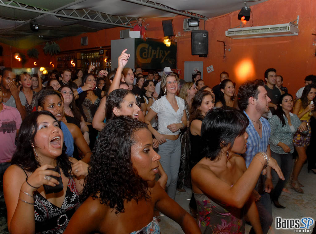 KELLY MOORE E BANDA, DJ RENNÊ E PROF. ZÉ MARIO KELLY MOORE E BANDA, DJ RENNÊ E PROF. ZÉ MARIO