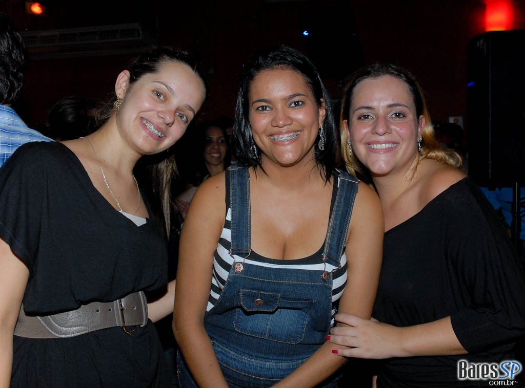 KELLY MOORE E BANDA, DJ RENNÊ E PROF. ZÉ MARIO KELLY MOORE E BANDA, DJ RENNÊ E PROF. ZÉ MARIO