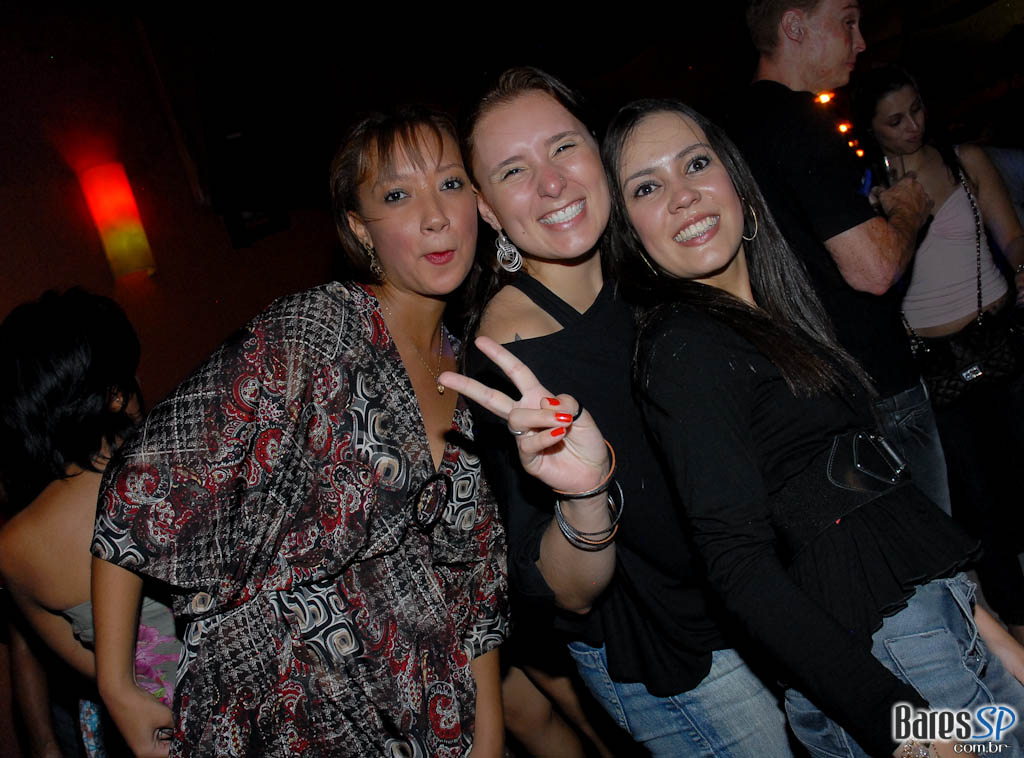 KELLY MOORE E BANDA, DJ RENNÊ E PROF. ZÉ MARIO KELLY MOORE E BANDA, DJ RENNÊ E PROF. ZÉ MARIO