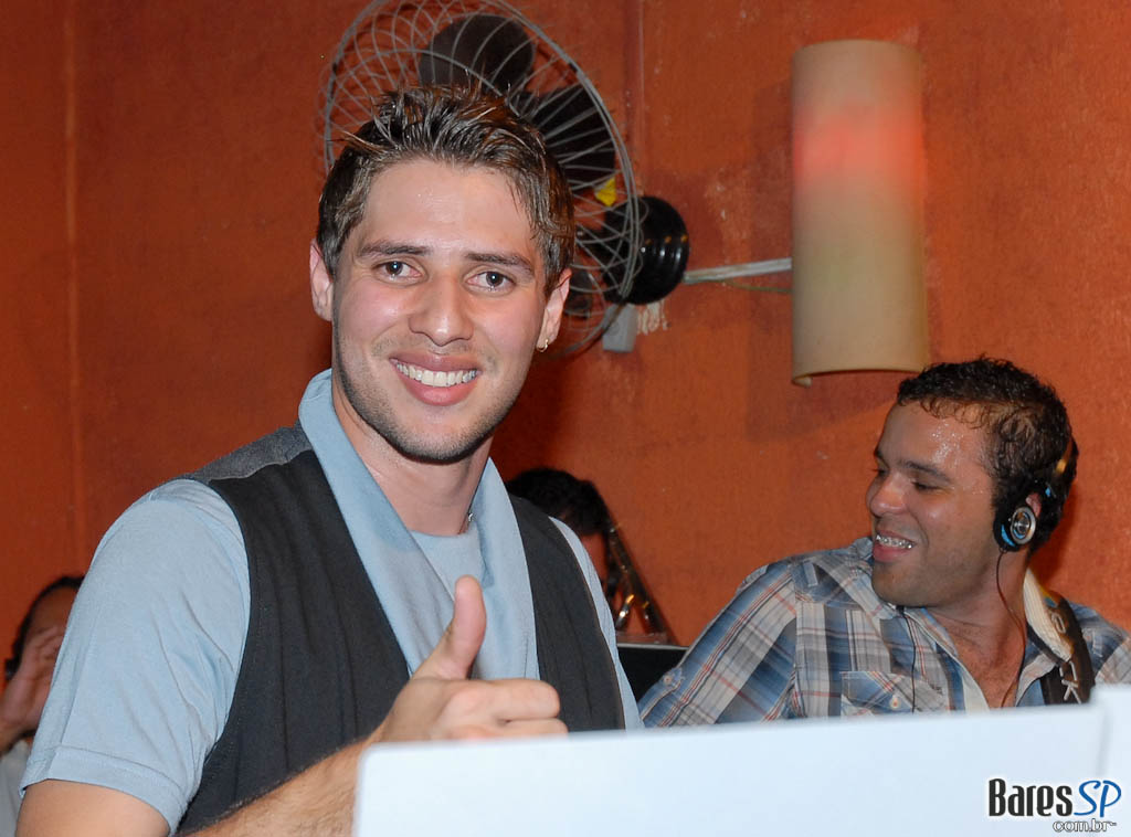 BANDA TEKILLA, DJ BRUNO GADELHA E PROF. ZÉ MARIO BANDA TEKILLA, DJ BRUNO GADELHA E PROF. ZÉ MARIO