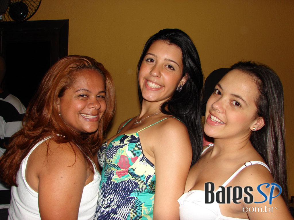 QUARTA-FEIRA VÉSPERA DE FERIADO no Capella Beer QUARTA-FEIRA VÉSPERA DE FERIADO no Capella Beer