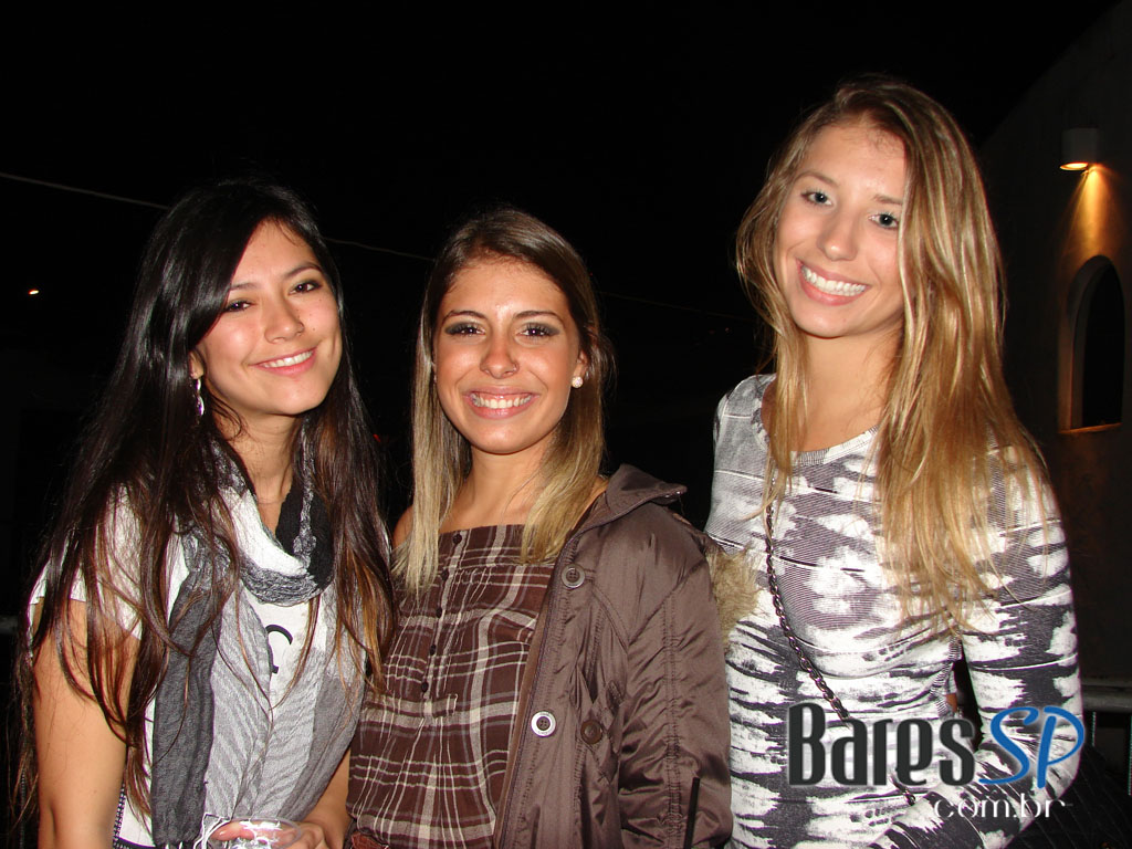 Cinco DJs dividem as pick-ups na Festa Sol y Luna da Pachá Cinco DJs dividem as pick-ups na Festa Sol y Luna da Pachá