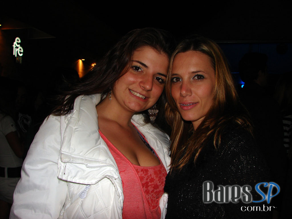 Cinco DJs dividem as pick-ups na Festa Sol y Luna da Pachá Cinco DJs dividem as pick-ups na Festa Sol y Luna da Pachá