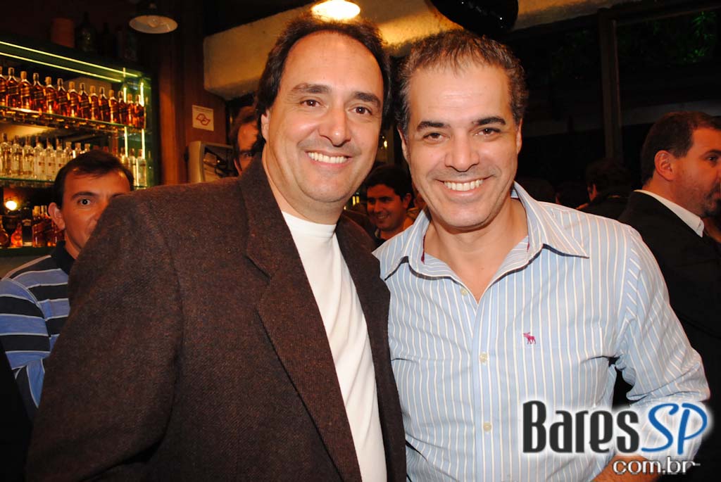 Bar Zé Bonito reabre as portas para o público em novo endereço Bar Zé Bonito reabre as portas para o público em novo endereço