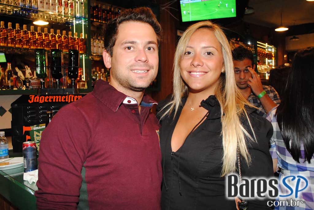 Bar Zé Bonito reabre as portas para o público em novo endereço Bar Zé Bonito reabre as portas para o público em novo endereço