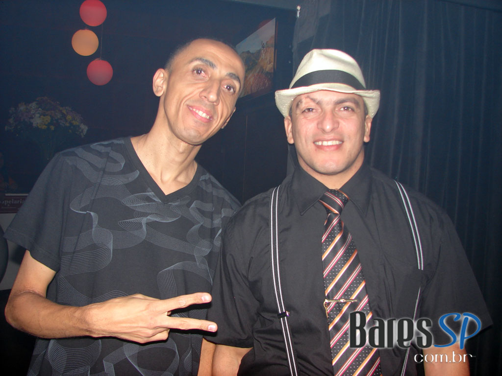 Festa de aniversário do Dj Zhenna (Zenildo) no Akbar Festa de aniversário do Dj Zhenna (Zenildo) no Akbar
