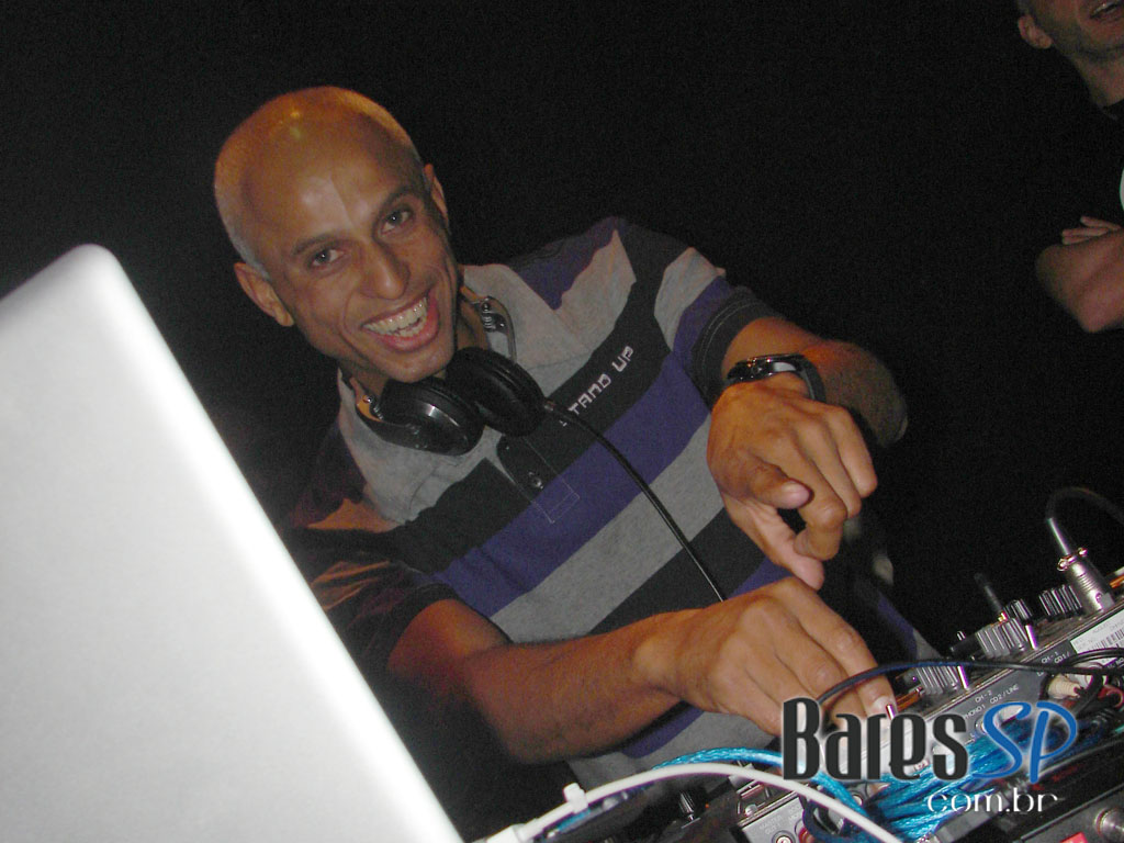 Festa de aniversário do Dj Zhenna (Zenildo) no Akbar Festa de aniversário do Dj Zhenna (Zenildo) no Akbar
