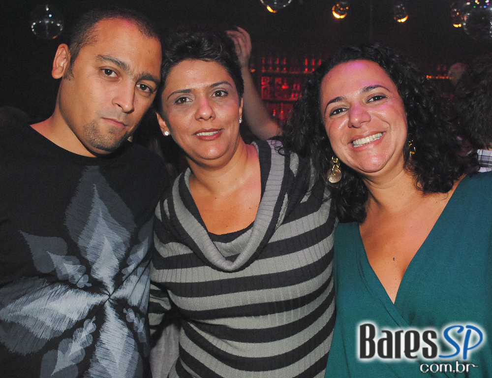 Saturday Night Fever no Akbar Lounge & Disco Saturday Night Fever no Akbar Lounge & Disco